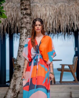Hanady Mhana Instagram - You’re maybe one decision away from making your life colorful 🎨🌴 

#naladhumaldives