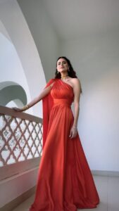 Hanady Mehanna Instagram - 🔸passantxfarrag🔸 Dress: @hebametwallycouture Jewellery: @nadinesherifjewellery Styled by @reemsalamaofficial