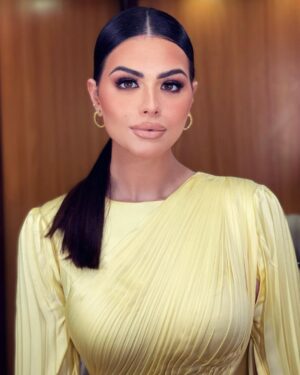 Hanady Mhana Instagram - Mazzarita International Film Festival 
#الكبير_اوي 💛

Dress: @maisondzcouture 
Makeup: @wedyanmohy 
Hair: @haithamdahab00 @mohamedfatota72 
Jewellery: @sally.jewellery 

Styled by @yasminalieldin 

Talent Management: @starbuzztalents 

#هنادي_مهنا #هنادي_مهني