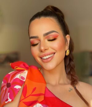 Hanady Mhana Instagram - Couleurs d’été ☀️🌺🌾