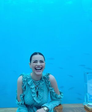 Hanady Mhana Instagram - Undersea Restaurant off the bucket list 🐠🐙🐳🦈

#conradmaldives #themuraka