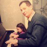 Hanady Mehanna Instagram - كل سنة و انت اغلى حاجة في حياتي ربنا يخليك ليا و يديك الصحة و تبقى دايما مبسوط و بتضحك. بحبك يا هاني 🤍 🎂