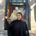 Hanady Mehanna Instagram – Oh la la! Im so excited to share with you my little secret!
Im in paris to celebrate with @lancomeofficial La Vie Est Belle & I can’t wait to take you along with us on the trip!
And that’s not all, so many surprises are also on their way so stay tuned and you will  discover the happiness journey with Lancome.
Very honored to be the FIRST Egyptian celebrity representing Lancôme Egypt. 🇫🇷🇪🇬

#Lancome #Lavieestbelle #LaVieEstBelleXLancome #lancomeperfume #lancomemakeup Paris- Champs Elysées