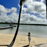 Hande Erçel Instagram - Miyy&🏝️&🤍 Mauritius