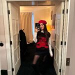 Hande Erçel Instagram - Miyy&🧸&♥️ London UK