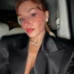 Hande Erçel Instagram - Yine kavuşuruz 🍊😉🔥❤️‍🔥