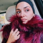 Hande Erçel Instagram - Mob Mom 🕶️