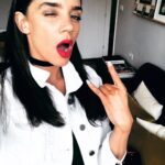 Hannah John-Kamen Instagram - Terrible wink but ready for some Cabaret tonight!