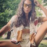 Hannah John-Kamen Instagram - 😎