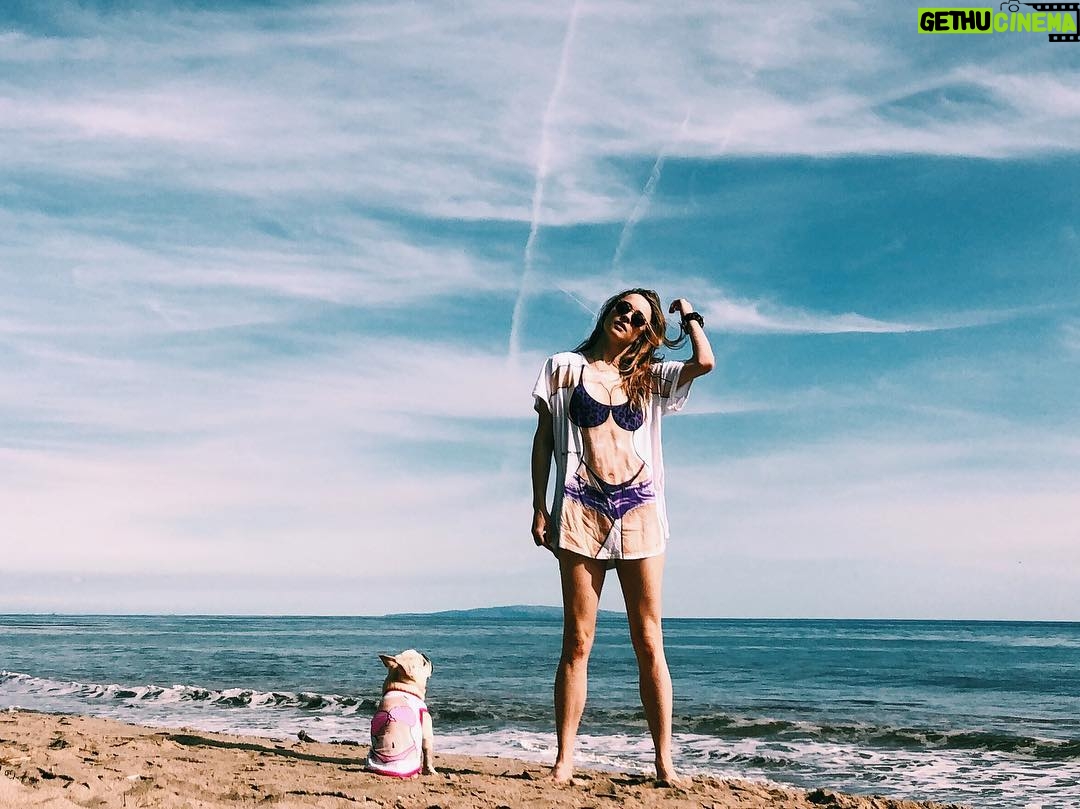 Hannah Kasulka - 3.7K Likes -