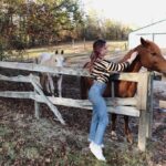 Hannah Kasulka Instagram - I spent almost every weekend as a kid at my aunt Shelby’s house with her and the horses. Anyone else here a horse girl? Yay or neigh.