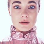 Hannah Kasulka Instagram - got my international passport photo back 👽 💄 & 📸 @samuelpaulartist