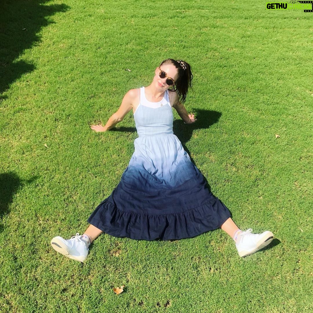 Hannah Kasulka - 3.1K Likes - Fell down the rabbit hole 🕳
📸 by my mom who I finally got to see after almost a year! Really glad to spend time with her in such a beautiful space