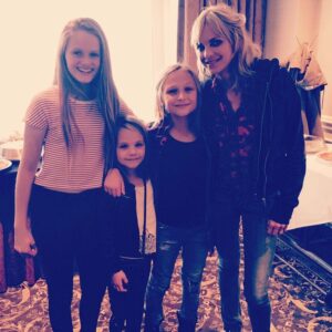 Hannah Nordberg Instagram - HaPpY BiRtHdAy to my hilarious + talented + beautiful (inside and out) movie mom @annafaris! I learned so much every day working w u.  Thank u for being so awesome! L❤️VE YOU + MISS YOU!
