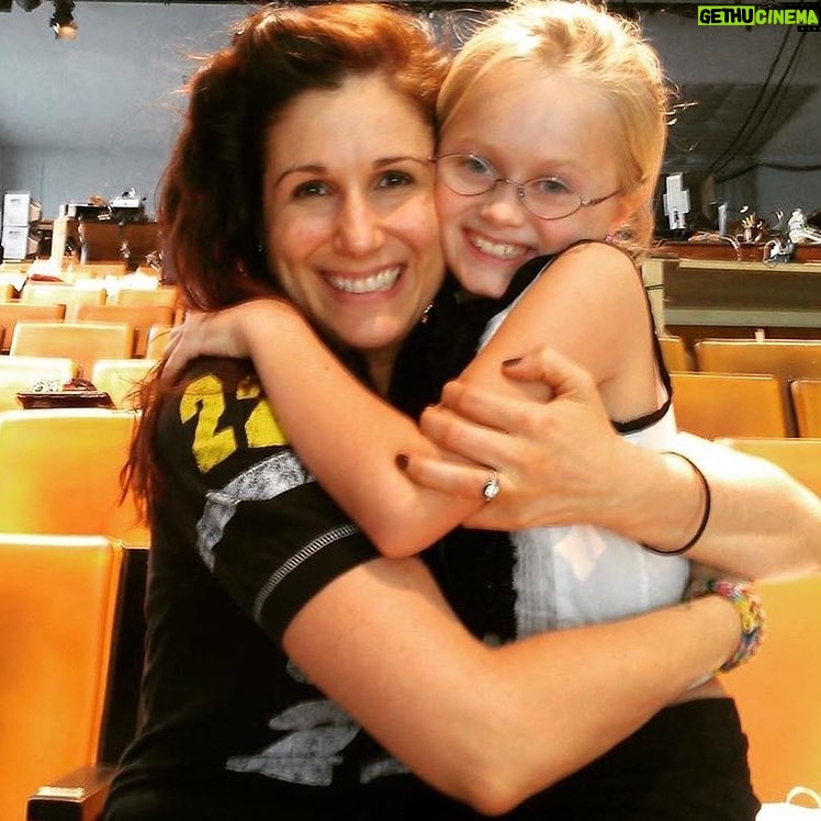 Hannah Nordberg Instagram - It’s been five years and my heart still literally bursts when I am with you! (some things never change) @stephaniejblock 💗💗💗💗💗#mysoulmate #forevergrateful #love #LittleMissSunshine #myinspiration #broadway #musicaltheatre