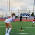 Hannah Stocking Instagram - Who you got? CHEIFS or NINERS? 🏈🏟️ @anwar
