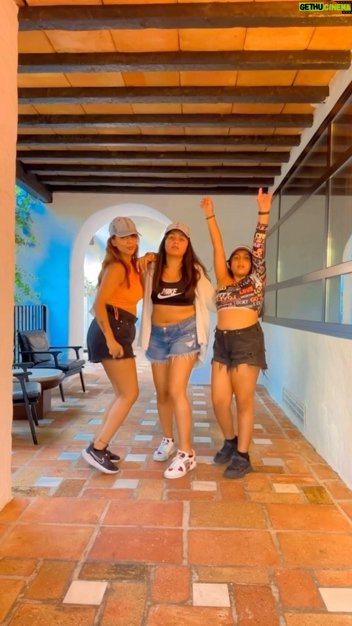 Harrdy Sandhu Instagram - Psycho for @harrdysandhu ‘s Songs 💯🙌 Doing crazy s*** in Spain ✌️ Choreography: @rajitdev @raveenachoudharyy @manan.s ❤️❤️❤️ @ericpillai @akanksharmaa @arvindrkhaira #pyscho #harrdysandhu #pleasures #spain #marbella #motherdaughter #reels #reelsinstagram #reelitfeelit #reelkarofeelkaro #explore #explorepage #trending #viral #bollywood #mehekkhushboo #mkchicas #khushiforlife Marbella, Spain