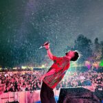 Harrdy Sandhu Instagram – KYAA BAAT HAII 2.0 Live in the Rain. 🌧️ 
#KyaaBaatHaii