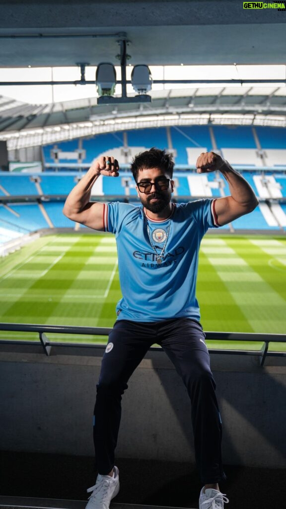 Harrdy Sandhu Instagram - Indeed, turned Manchester blue today. What a game ! Kamm khichta fer. HAALAND you beauty 🙌🏻🙌🏻 #cityzens #mancity #etihadstadium