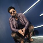 Harrdy Sandhu Instagram – Had a blast of a time with @vickykaushal09 veera and @kunalrawalofficial at @blenderspridefashiontour