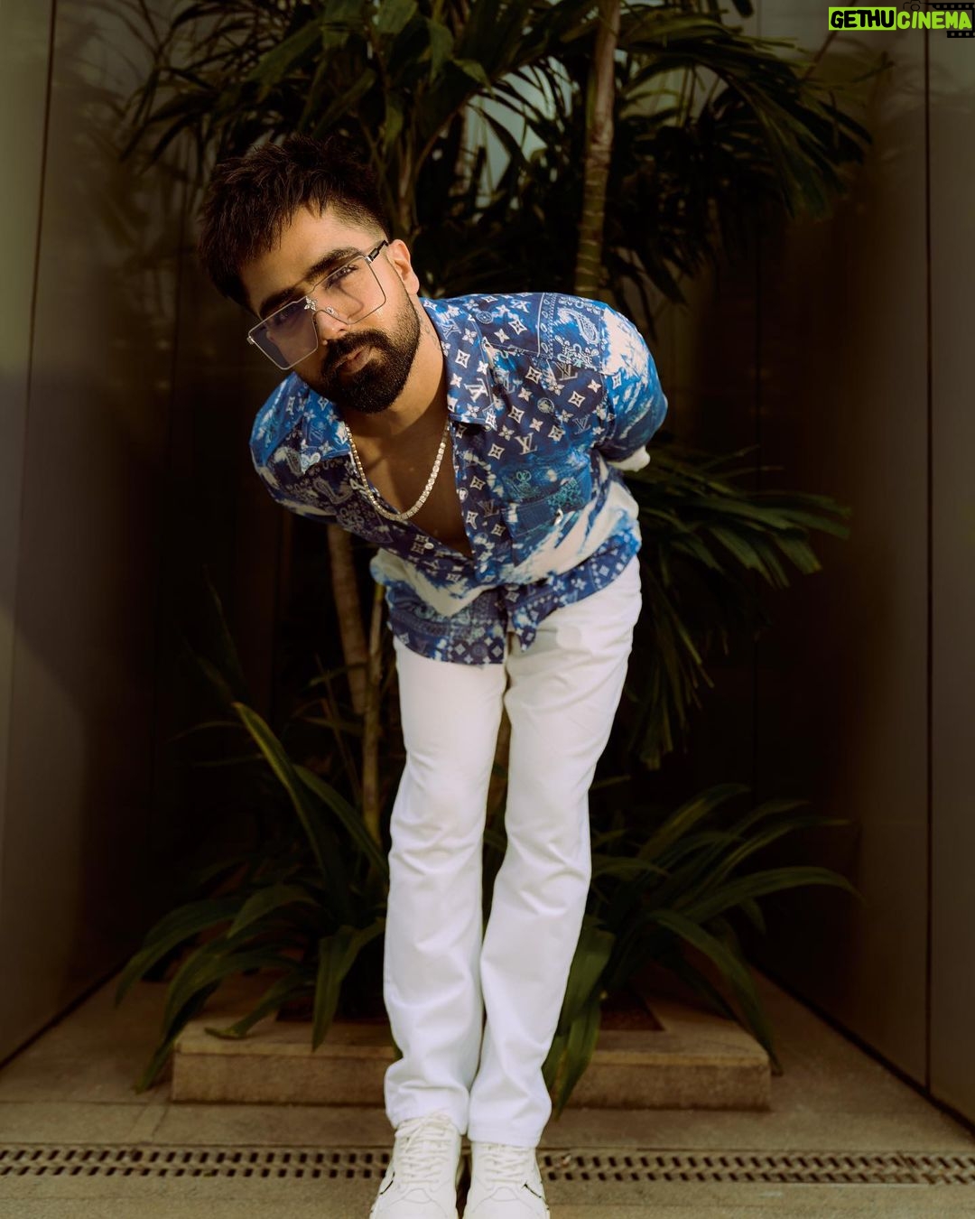 Harrdy Sandhu - 149.7K Likes - Hi there !
Code Name Tiranga releasing on 14th October in Cinemas near you.