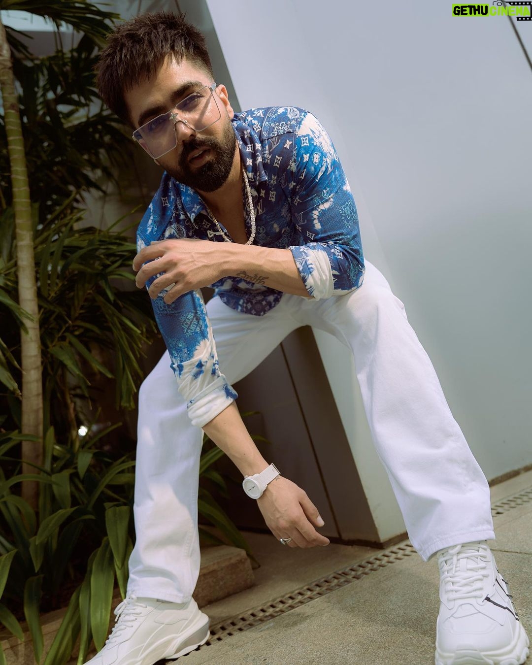 Harrdy Sandhu - 149.7K Likes - Hi there !
Code Name Tiranga releasing on 14th October in Cinemas near you.