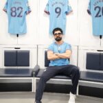 Harrdy Sandhu Instagram - Match day 💪🏻 Kamm khichdo ajj @mancity @pepteam @pumaindia Etihad Stadium of Manchester