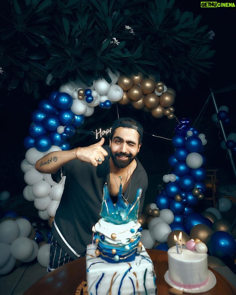 Harrdy Sandhu Instagram - Happy Birthday to me… 🎂 Thank you everyone for your warm wishes❤️ and thank you for making my day special. Lots and lots of love and ghut ke jaffi 🤗🤗