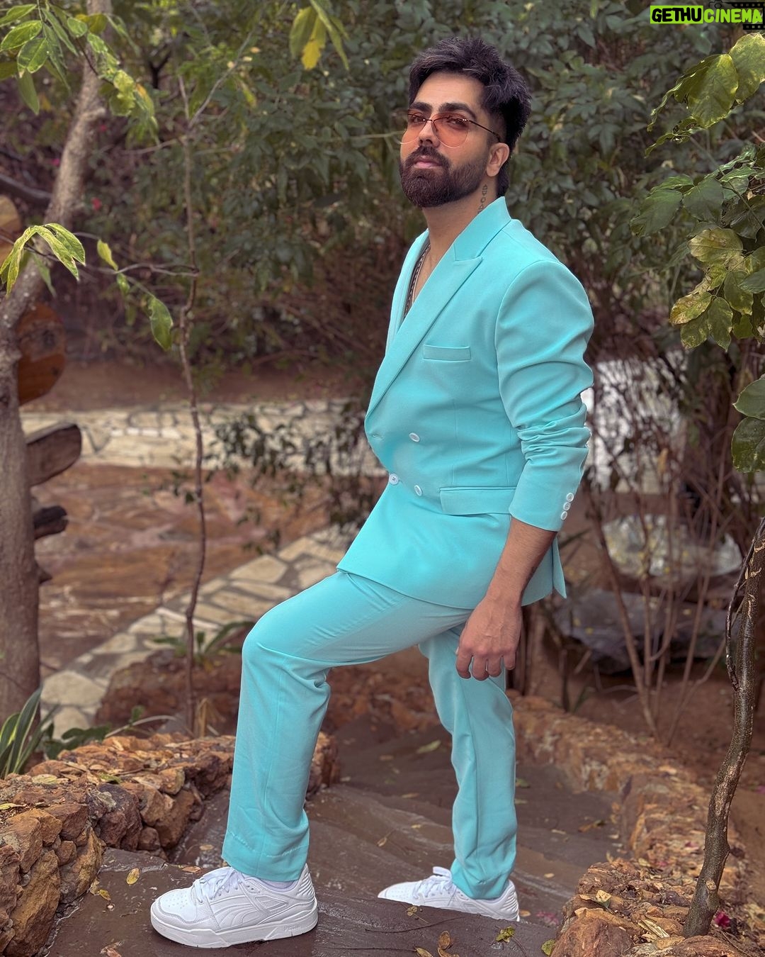 Harrdy Sandhu - 137.7K Likes - 🩵