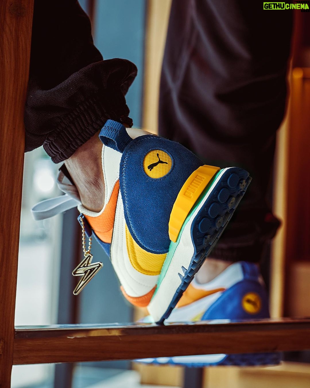 Harrdy Sandhu - 196.3K Likes - Everyday adventures with @pumaindia 👟🎸
Shop the all-new PUMA x HARRDY SANDHU Collection. Click the link in bio or visit PUMA.com, App & Stores.
#PUMAxHARRDYSANDHU