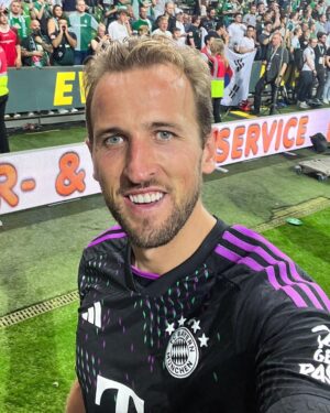Harry Kane Instagram - First Bundesliga appearance ✅
First Bundesliga assist ✅
First Bundesliga goal ✅ 

#MiaSanMia @harrykane #SVWFCB