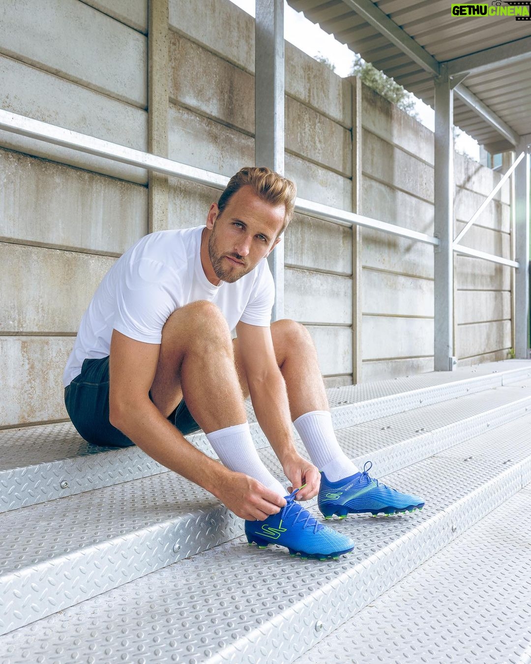 Harry Kane Instagram - New boots. New club. New season. Let's go.