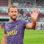 Harry Kane Instagram - Incredible support in Thailand and Singapore and amazing countries to visit too. Thanks for having us 🙌🇹🇭🇸🇬