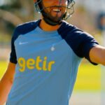Harry Kane Instagram - HOWZAT! ☝️ Tottenham Hotspur v Australian international cricketers 🏏 Our lads take on a special cricket challenge at the WACA in Perth! 🏟️