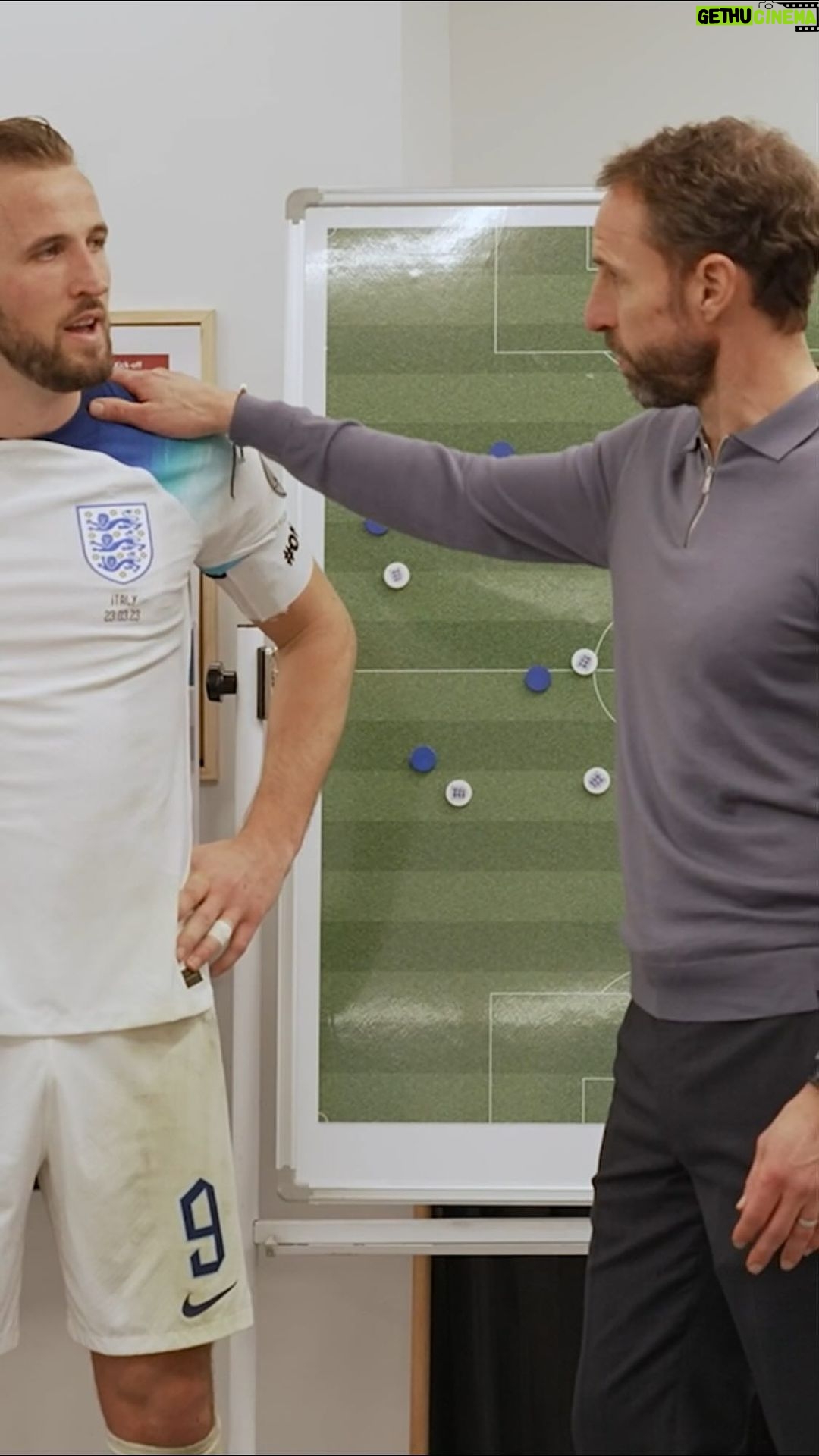 Harry Kane Instagram - An emotional moment in the #ThreeLions dressing room ❤️ Stadio Diego Armando Maradona