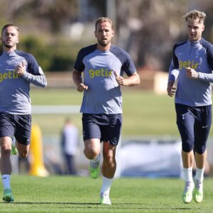 Harry Kane Instagram - Been great in Australia so far. It's a pleasure seeing fans in different parts of the world and thanks for the welcome we've had here. Good to get some minutes in the legs.