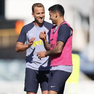 Harry Kane Instagram - Been great in Australia so far. It's a pleasure seeing fans in different parts of the world and thanks for the welcome we've had here. Good to get some minutes in the legs.