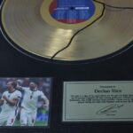 Harry Kane Instagram - I couldn't have broken the @england all-time goalscoring record without the support of my team-mates and managers who have helped me along the way. This gift is a massive thank you from me to all those who I've shared a changing room with since my debut. Thank you. 🏴󠁧󠁢󠁥󠁮󠁧󠁿🦁🦁🦁
