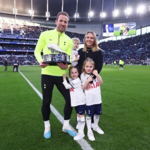 Harry Kane Instagram - It goes without saying that the season didn't go how we wanted it to but I can only thank the fans for their relentless support all year. There were some personal highlights that I'll always remember - becoming the club's all-time leading goalscorer fills me with incredible pride. Time for some rest, England duty and some family time!