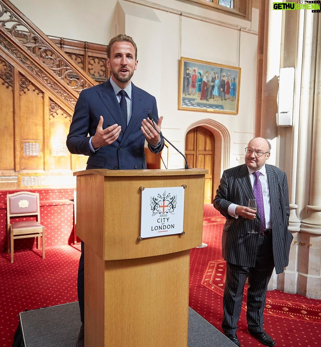 Harry Kane Instagram - Very proud to have been awarded the Freedom of the City of London at a ceremony yesterday and it was special to have my family there with me too. I hope it can inspire others in all walks of life to be the best they can be.