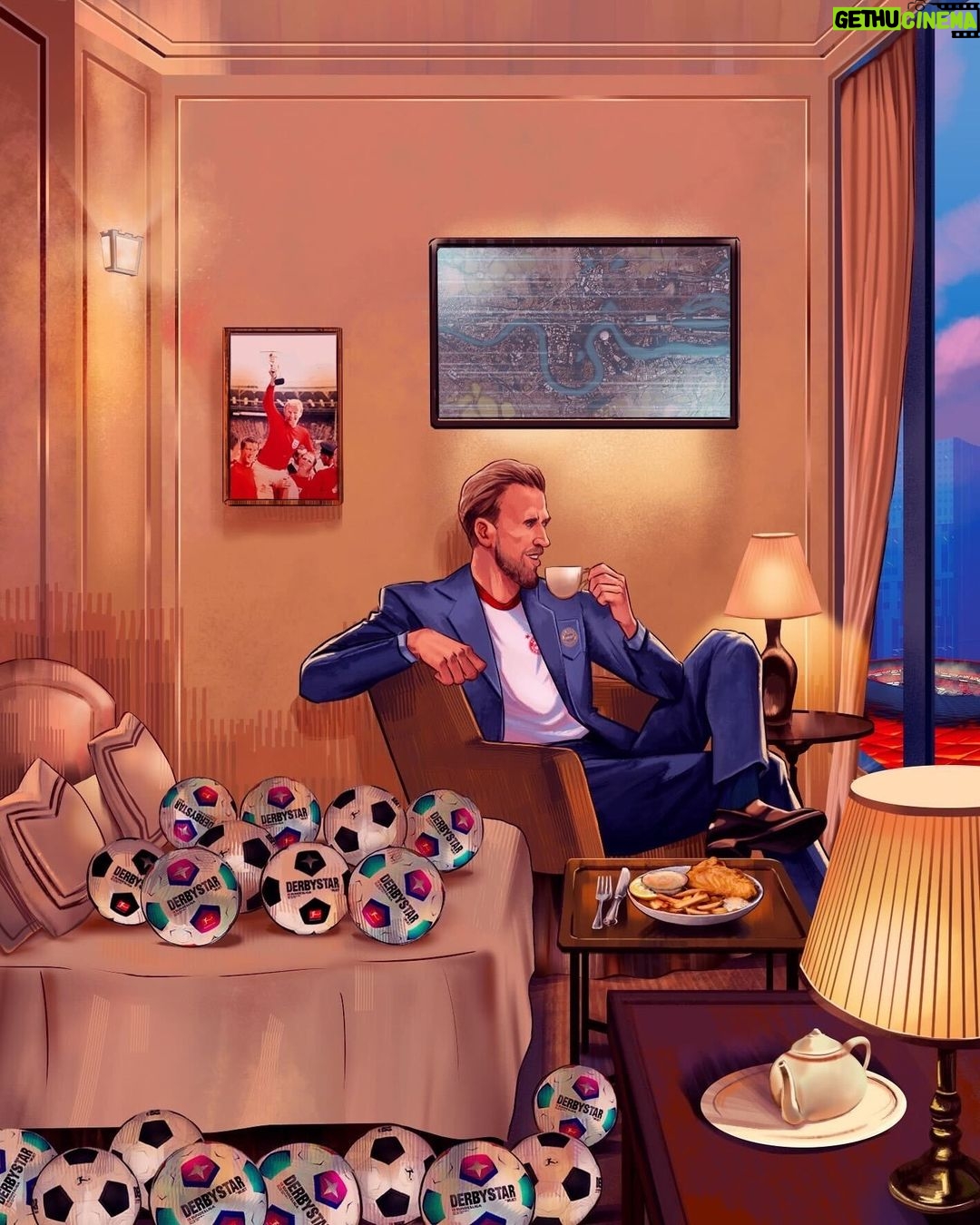 Harry Kane - 370.7K Likes - That room keeps getting smaller! 😅
@HarryKane is the Englishman with the most goals scored in a #Bundesliga season 🏴🔥