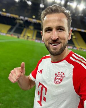 Harry Kane Instagram - Hattrick hero! ⚽³ 😄👍 

#FCBayern #MiaSanMia