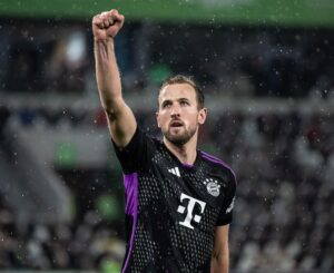 Harry Kane Instagram - Perfect way to sign off for the winter break! Have loved my first few months at Bayern and in Munich. Looking forward to a rest then back in the new year to go again. 🙌 #MiaSanMia