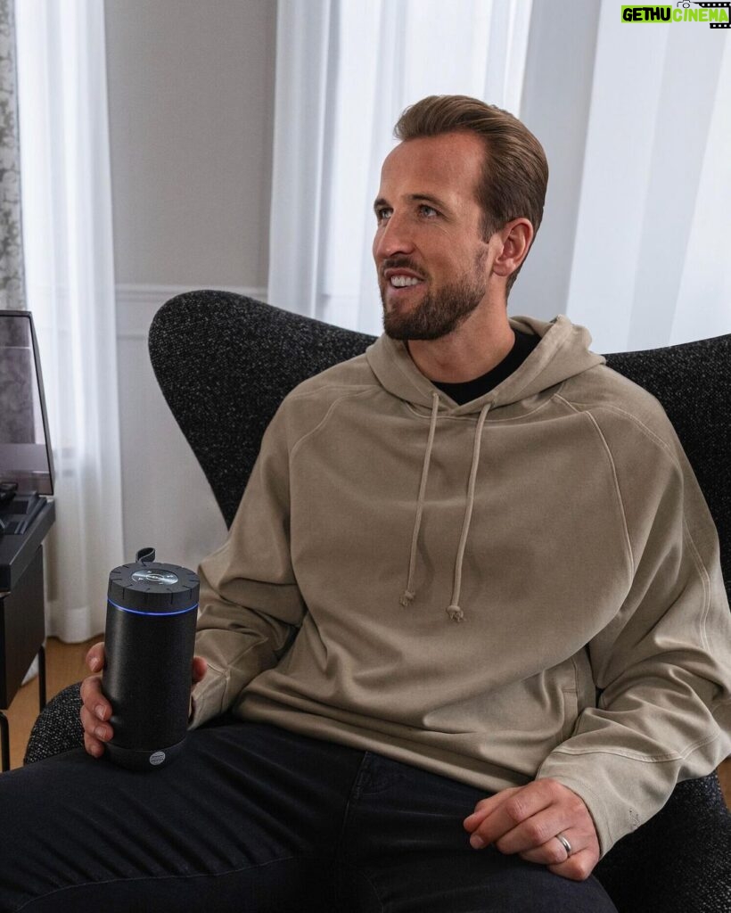 Harry Kane Instagram - To anyone who’s looking to make more sustainable choices in 2024, make sure you check out @ourpureplanet. As well as removing 200% of the plastic we use from entering the ocean, we’re also a 100% certified carbon neutral company.