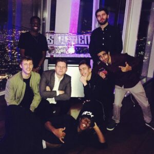 Harry Lewis Instagram - Last nick was SICK #sidemen3years @shardview