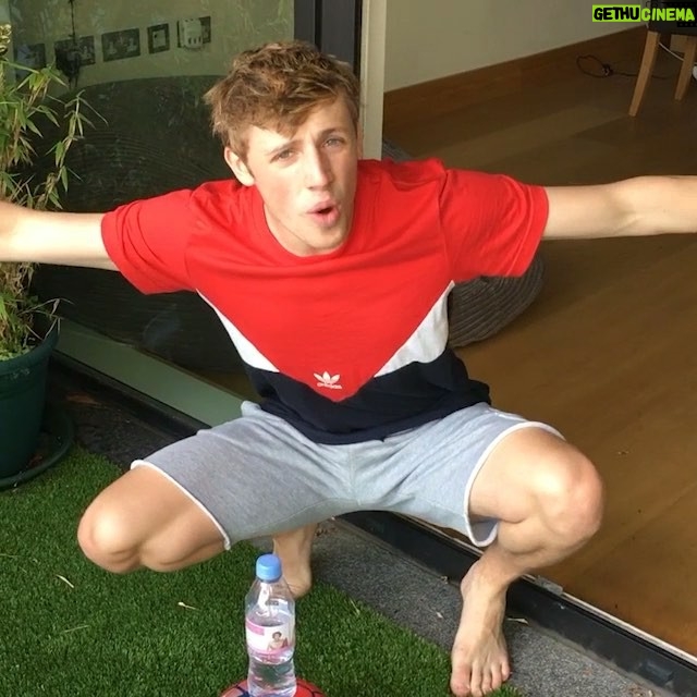 Harry Lewis Instagram - I’ve been trying to learn a new football trick but wasn’t completely sure if I’ve #GotThis, @ncsyes challenged me to try it anyway and LOOK WHAT HAPPENED! #AD