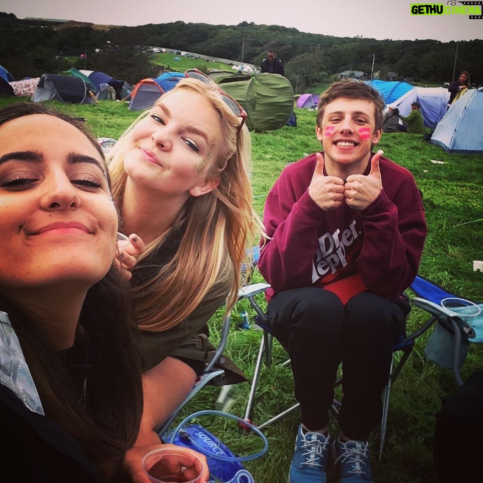 Harry Lewis Instagram - Festival Fun