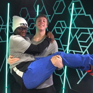 Harry Lewis Instagram - My new girlfriend @logtournament