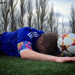 Harry Lewis Instagram - Got some new football videos on my channel atm!
