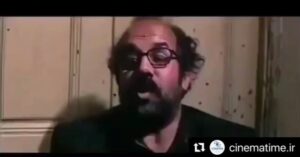 Hassan Pourshirazi Instagram - #Repost @cinematime.ir 
・・・
🎬
#یادداشت/ به مناسبت روز ملی سینما/ سینمایی که دچار پیری زودرس شده!
سیدرضا صائمی
.
برای روز ملی سینما، برای سینمایی که انگار دچار پیری زودرس شده و برای سینمایی که تراژدی خود را به سوگ نشسته، هیچ چیزی را گویاتر از این سکانس فیلم «مهمان مامان» ندیدم!
.
 آقا یدالله و رفقایش که آپارتچی‌های عاشق سینما هستند چند ماهی است که حقوق نگرفتند و معوقه‌های‌شان پرداخت نشده، تصویری رمانتیک و تراژیکی که داریوش مهرجویی در این سکانس ماندگار «مهمان مامان» روایت می‌کند قصه و غصه دیروز و امروز عشق سینمایی‌هایی است که مثل آقا یدالله همه چیزشان را پای این عشق دادند و سینما همه چیزشان را گرفت!
.
این روزها حال خیلی از سینمایی‌ها مثل آقا یدالله و رفقایش است! و شاید تنها پس‌انداز آنها عشق سینماست که هنوز امیدی به جادوی آن باقی مانده! سینمایی که کلی آدم فرسوده دارد که گر چه از سینما دم می‌گیرند، اما آه از نهادشان بلند است! سینمایی که هم عزادار فرزندان از دست رفته خود است هم سوگوار آینده! امسال هم روز ملی سینما و روز غربت اوست!
@saemi_1355